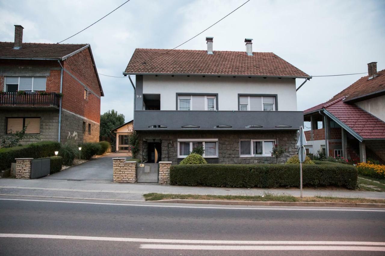 Apartman Tusek-Bjelovar Lägenhet Zdralovi Exteriör bild